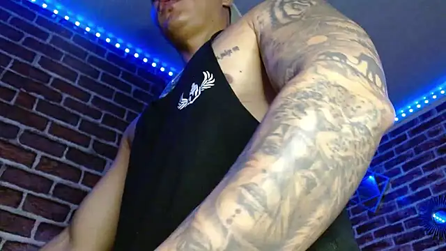แชท XXX สดของ jordan_bigcock_
