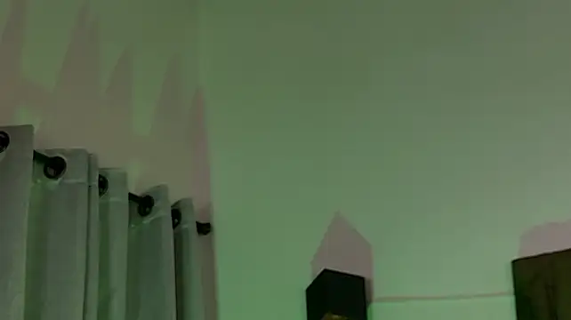 TonyPetrovjs' Live XXX Chat