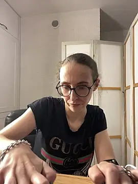 MartiniiSelennaのライブXXXチャット