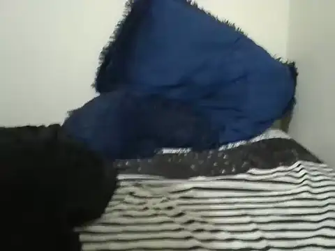 samyr_13 élő XXX-chatje