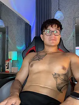 Hassbydn Live XXX chat