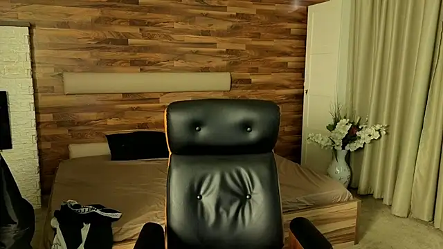 IvanHydee Live XXX-chat