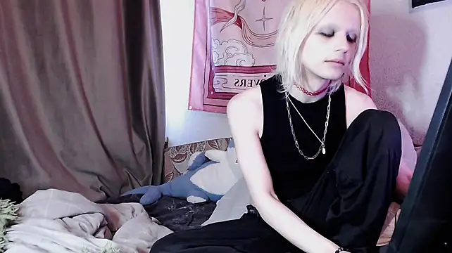 Chatroom XXX en direct de Alien_Bella