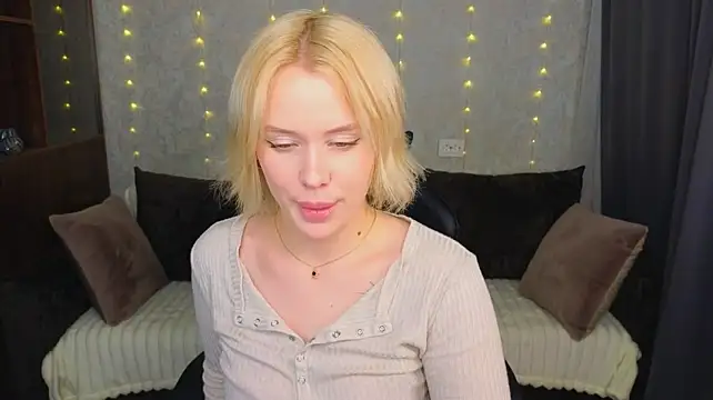 دردشة MelissaAvis الجنسية المباشرة