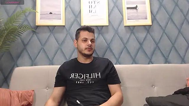 AlecsSteel live XXX chat