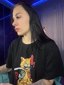 Queen_of_pain Adlı Modelin Web Kamerası Şovu