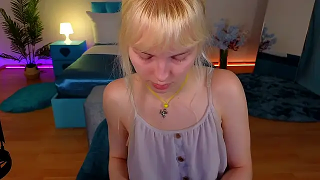 HannahHolliss' Live XXX Chat