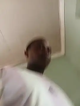 African_gent_45 Adlı Modelin Canlı XXX Sohbeti
