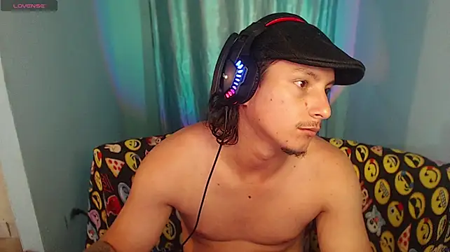 Czat XXX na żywo – MrKingsaintx