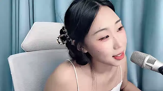 diudiu622 现场XXX聊天