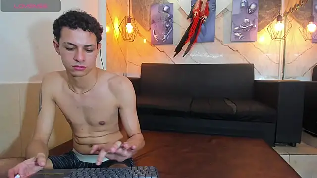 Chatroom XXX en direct de kai_bormann