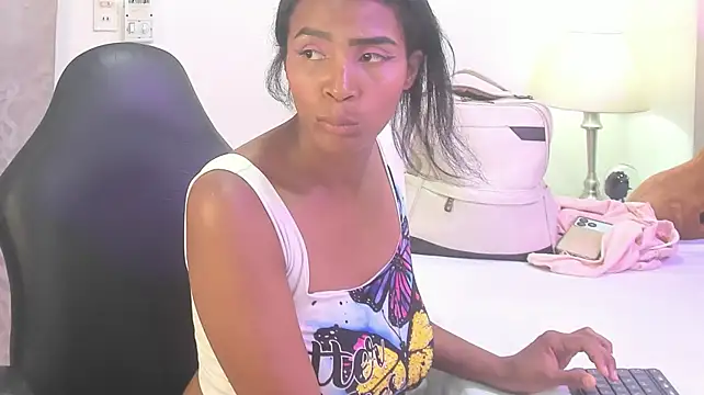 daniela_gio Chat XXX in diretta