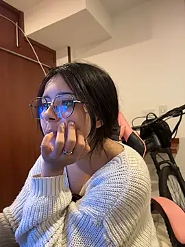softdoll-_'s Live XXX Chat