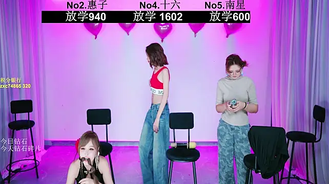 FC-008's Live XXX Chat