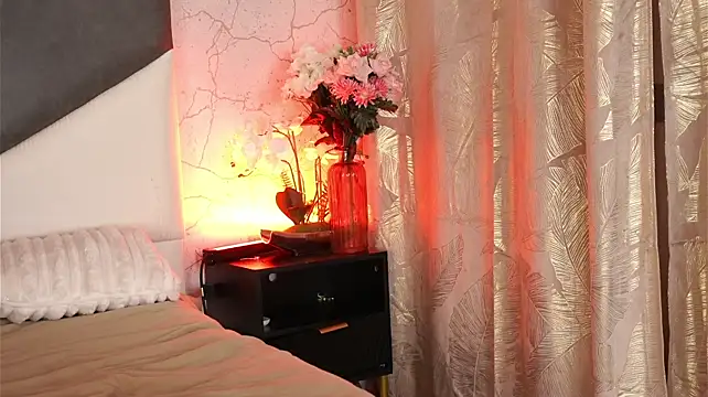 Chatroom XXX en direct de IsabelaWhite