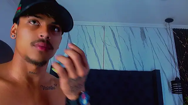 Chatroom XXX en direct de Angel_foxc13