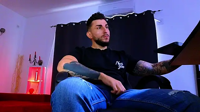 Онлайн чат XXX MightyAaron66