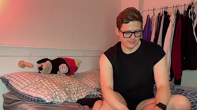 daniel-below Live XXX-chat