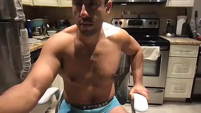 BigGuyMuscle: απευθείας συνομιλία ΧΧΧ
