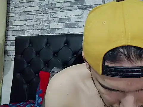 Chat XXX en directo de MrTyler667