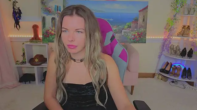 Онлайн чат XXX Real_Tini