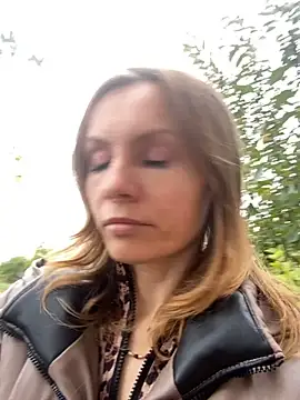 Chat +18 de Anita-Smith ao vivo