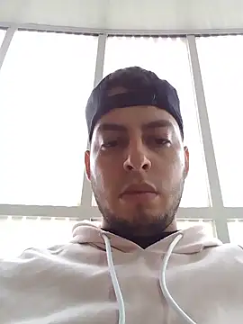 Jonath_1 Live XXX Chat