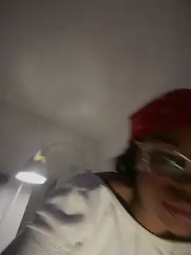 XXX chat uživo modela CharlottX