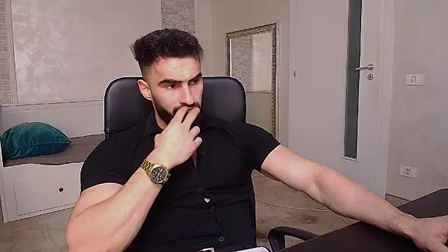 MicahLane's Live XXX Chat