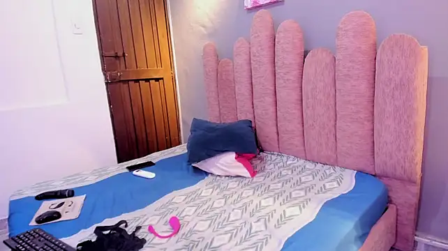 NicoleTorres 现场XXX聊天