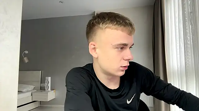 SoloFury live XXX chat