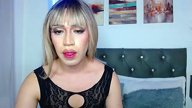 Онлайн чат XXX harriotte_amber