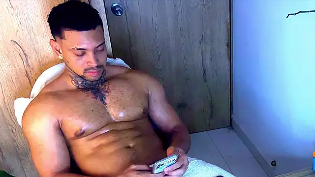 Chat +18 de Stiven_collins ao vivo