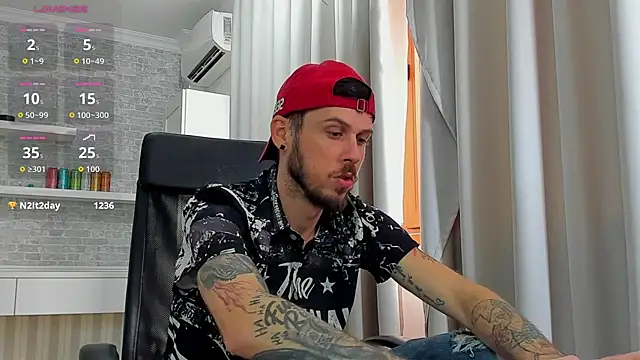 Chat XXX ao vivo de JonahShaw