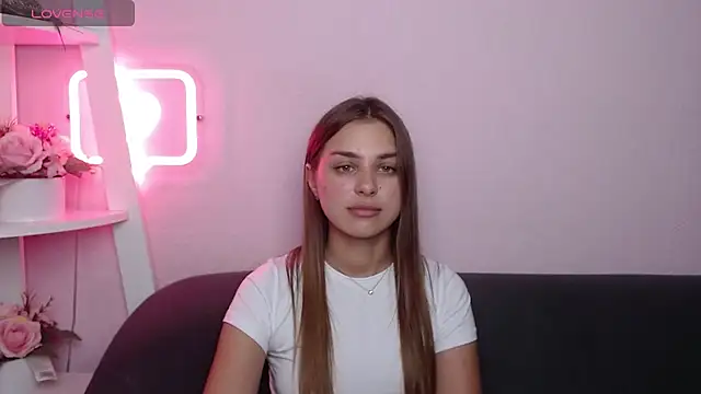 MilanaAngelAs' Live XXX Chat