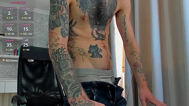 JonahShaw élő XXX-chatje