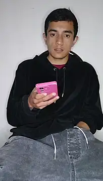 Thick_Cock 现场XXX聊天