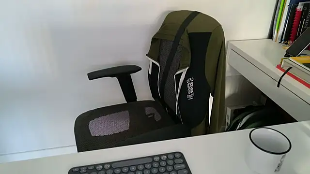 BearOfficer live XXX chat