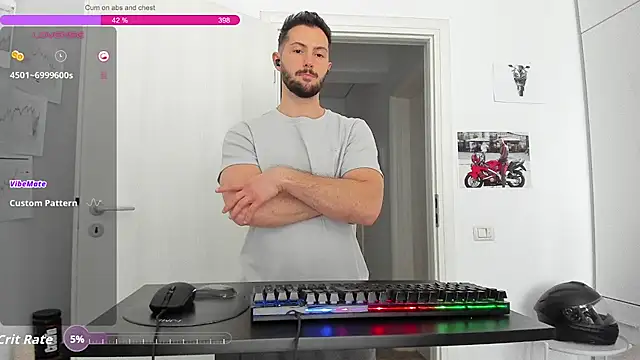 XXX chat uživo modela ZackFraser