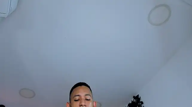 B_Wild 라이브 XXX 채팅