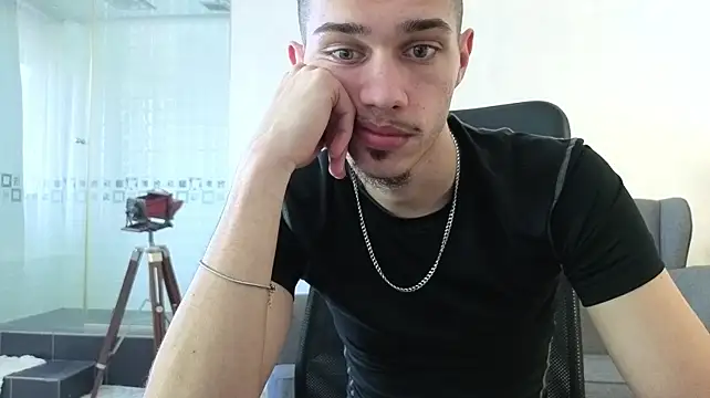 Živý XXX chat KaydenDrew