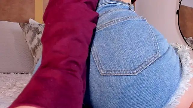 maviecooper live XXX chat
