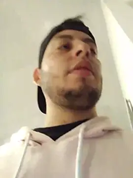 Jonath_1 Live XXX Chat
