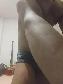 Boysuroj69's Live XXX Chat