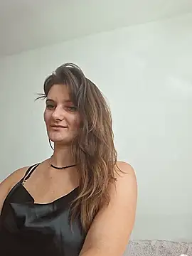Nika_aa Chat XXX in diretta