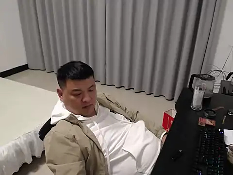 Czat XXX na żywo – zhang1118