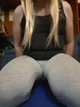 baby_lo's Live XXX Chat