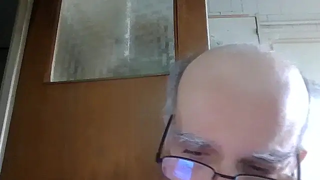 Chat +18 de mariusica1@xh ao vivo