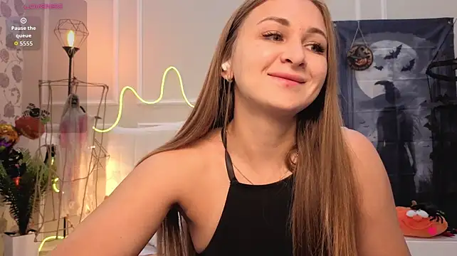 BeataBabe Adlı Modelin Canlı XXX Sohbeti
