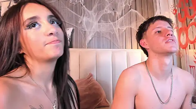 Chatroom XXX en direct de Lovelust_69